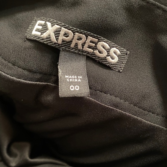 Express Black Pleated Skirt - Picture 3 of 3